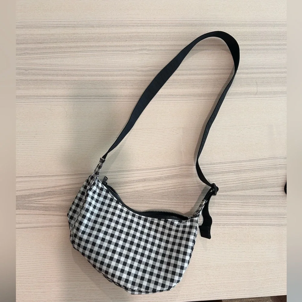 Baggu Small Crescent Black & White Gingham - Picture 1 of 2